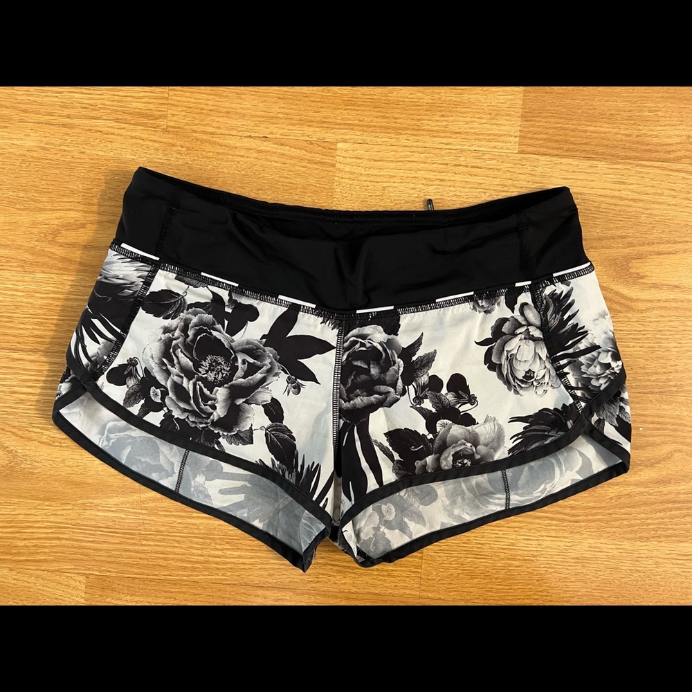 Lululemon Speed up Short 2.5”